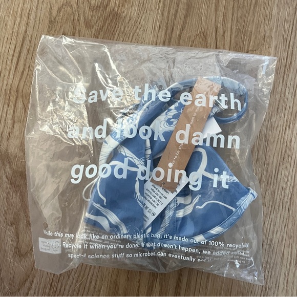 Reformation Lago Bikini Top - Picture 4 of 6